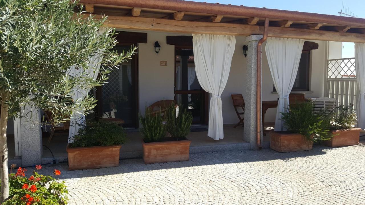 Case Vacanze Nioleo - Apartments And Pool Siniscola Exterior photo
